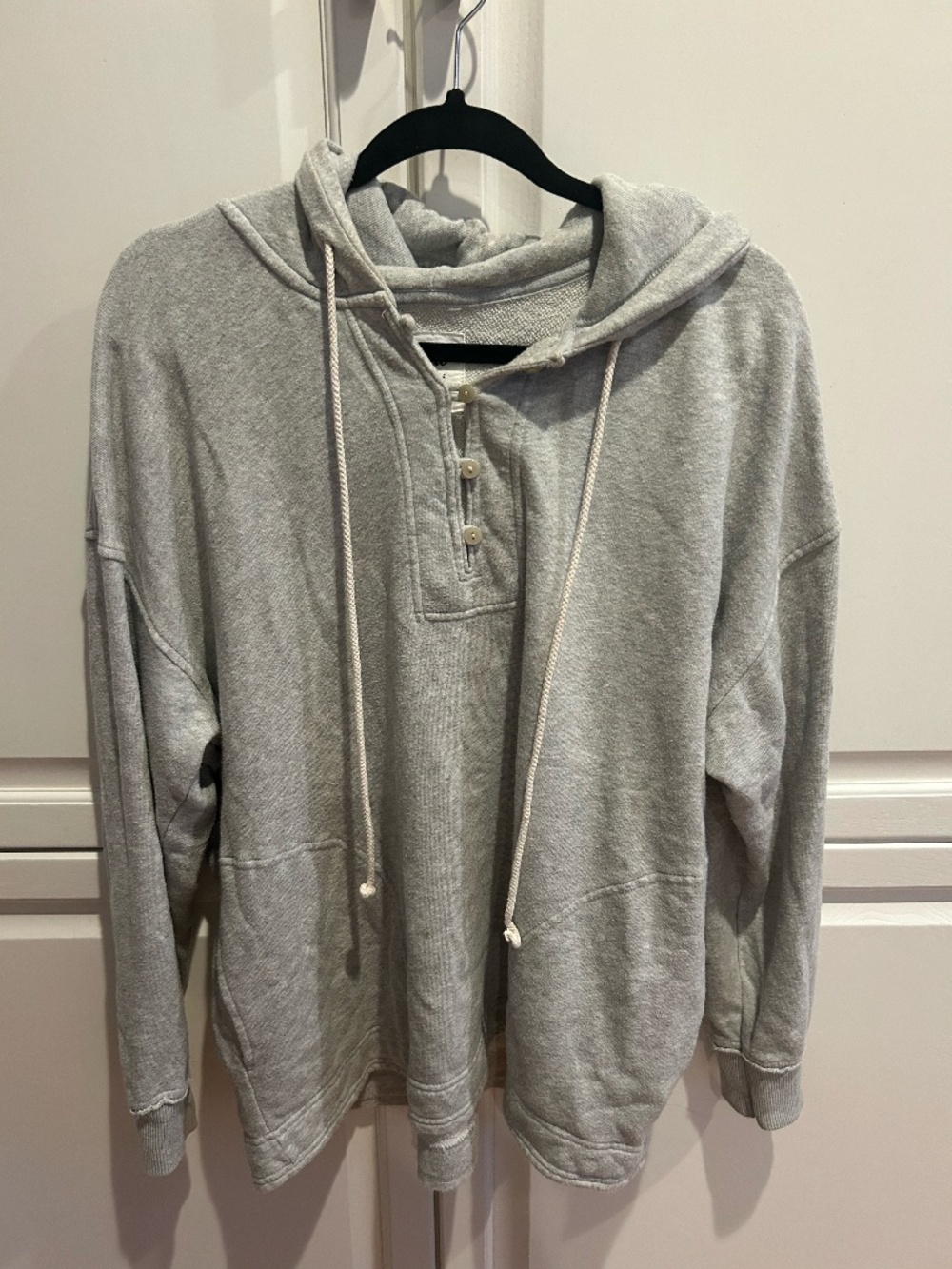 Light grey aerie XS sweatshirt with pockets